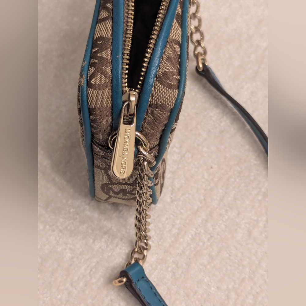 Michael Kors Tan and Teal Crossbody Bag - Picture 7 of 8